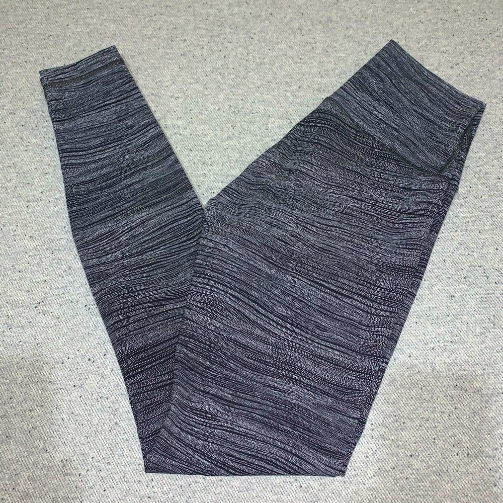 Lululemon leggings - Picture 1 of 3